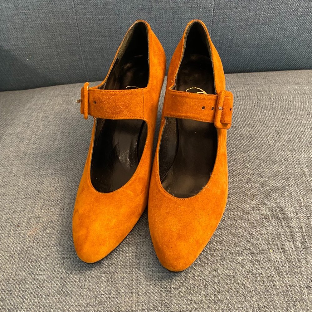 Vintage Brown Suede Kitten Heels